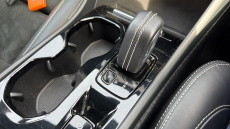 Volvo Xc40 2.0 B4P R DESIGN Pro 5dr AWD Auto Petrol Estate